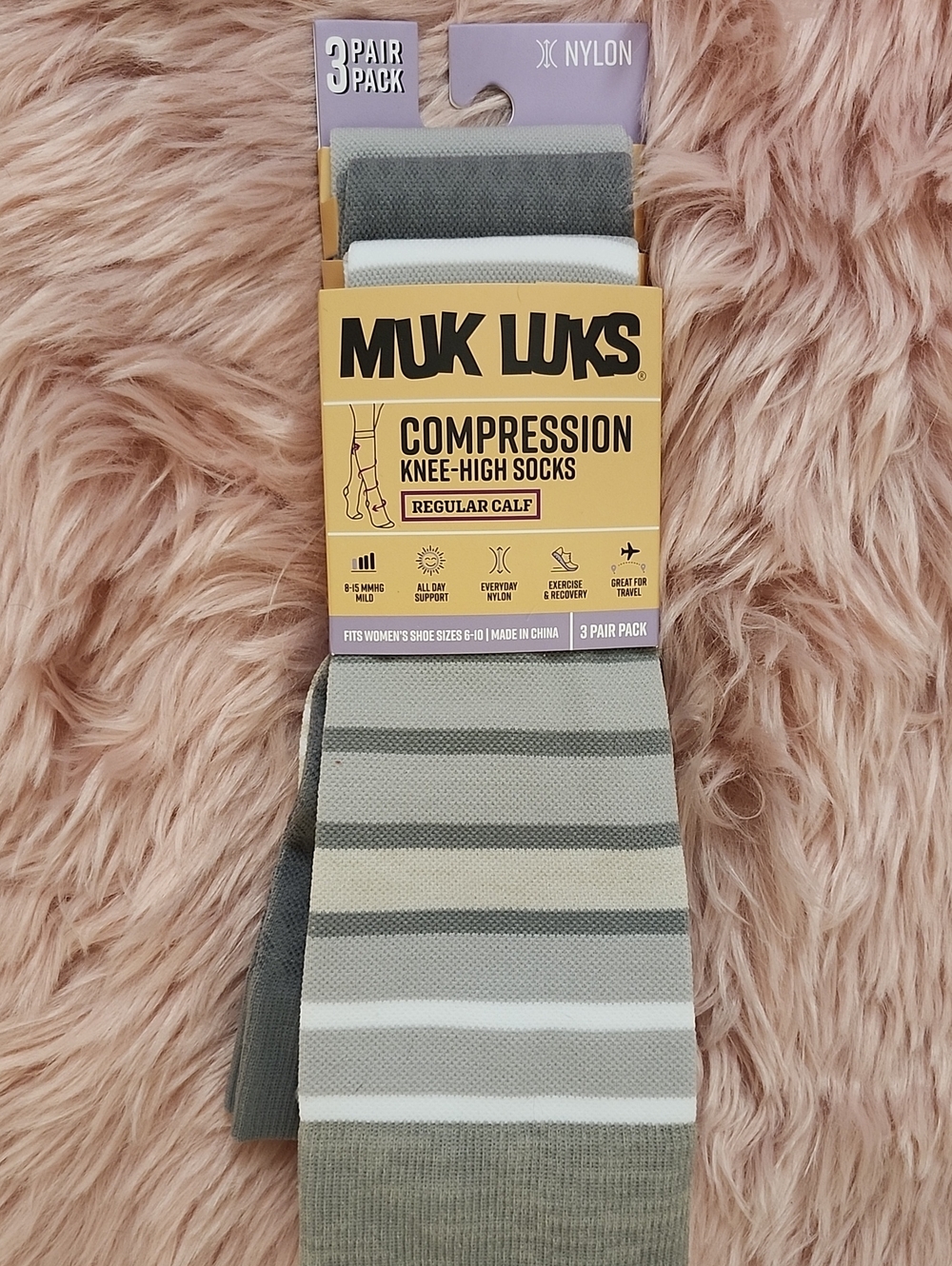 Brand New MUK LUKS 3 PACK WOMEN'S COMPRESSION KNEE HIGH SOCKS